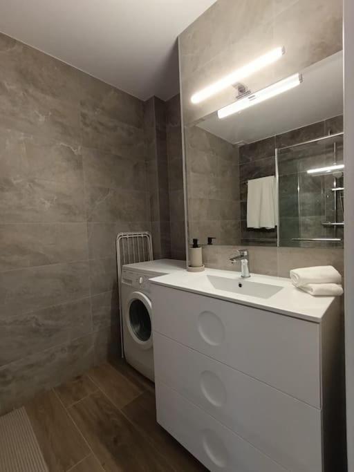 Amplio Y Tranquilo Apartamento Casa Саламанка Екстериор снимка